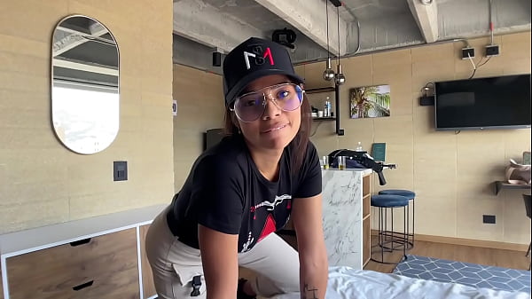 First Amateur Casting with Colombian Busty Big Butt MILF Latina