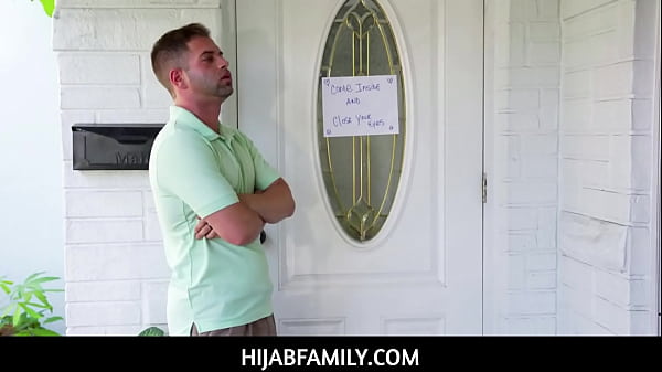 HijabFamily  –  Asstastic Arab Anal Angel Analized!