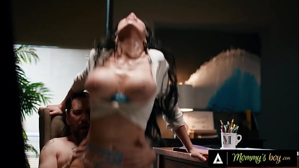 MOMMY’S BOY – Sexy Stacked MILF Little Puck Gets FISTED & DESTROYED In Her Office By Horny Coworker