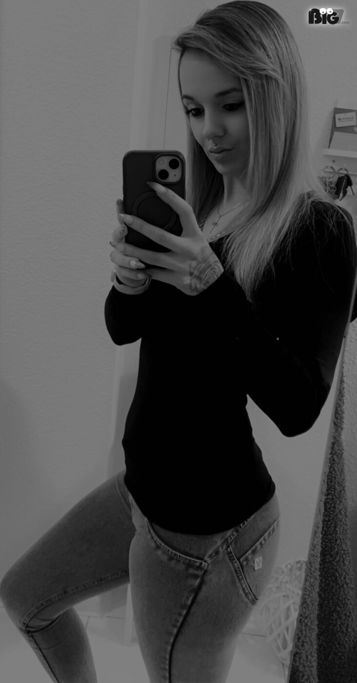 euphoria-girl - German Porn Actor