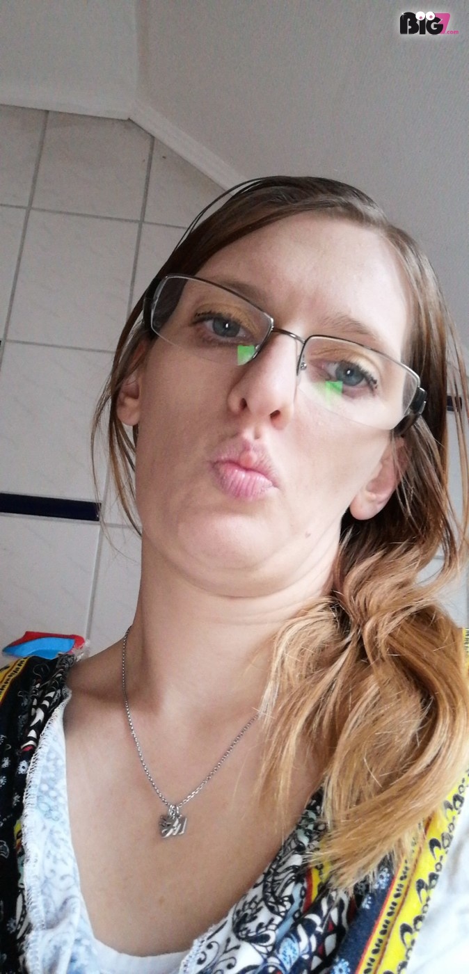 Sandra_love - German Porn Actor