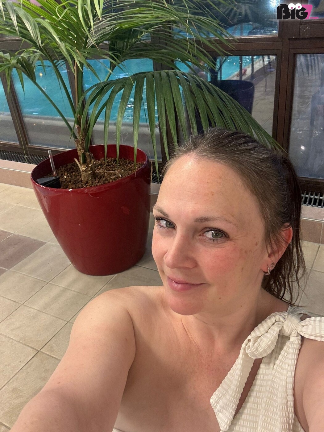 Saskialove - German Porn Actor