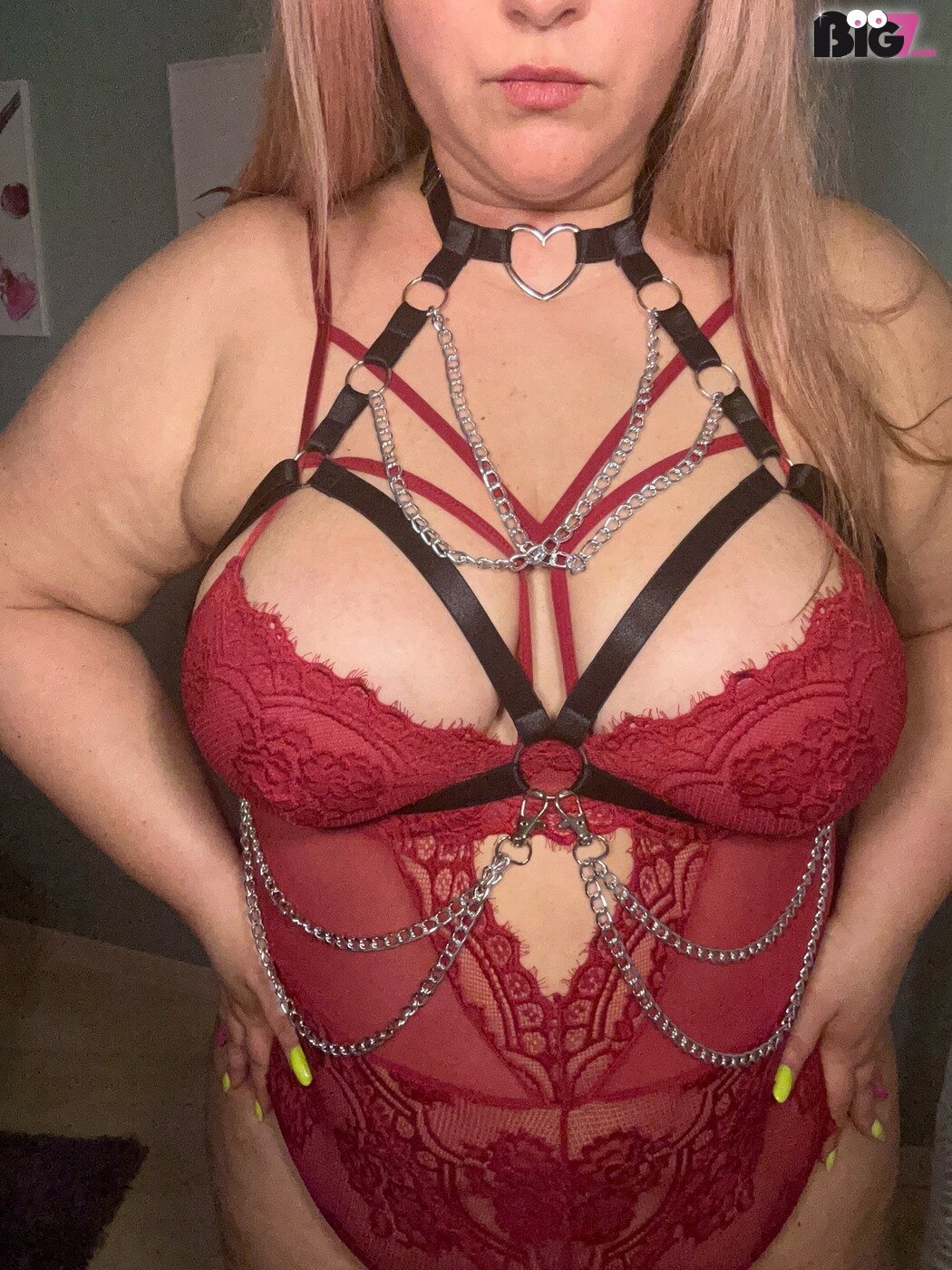 queenpeachi - German Porn Actor