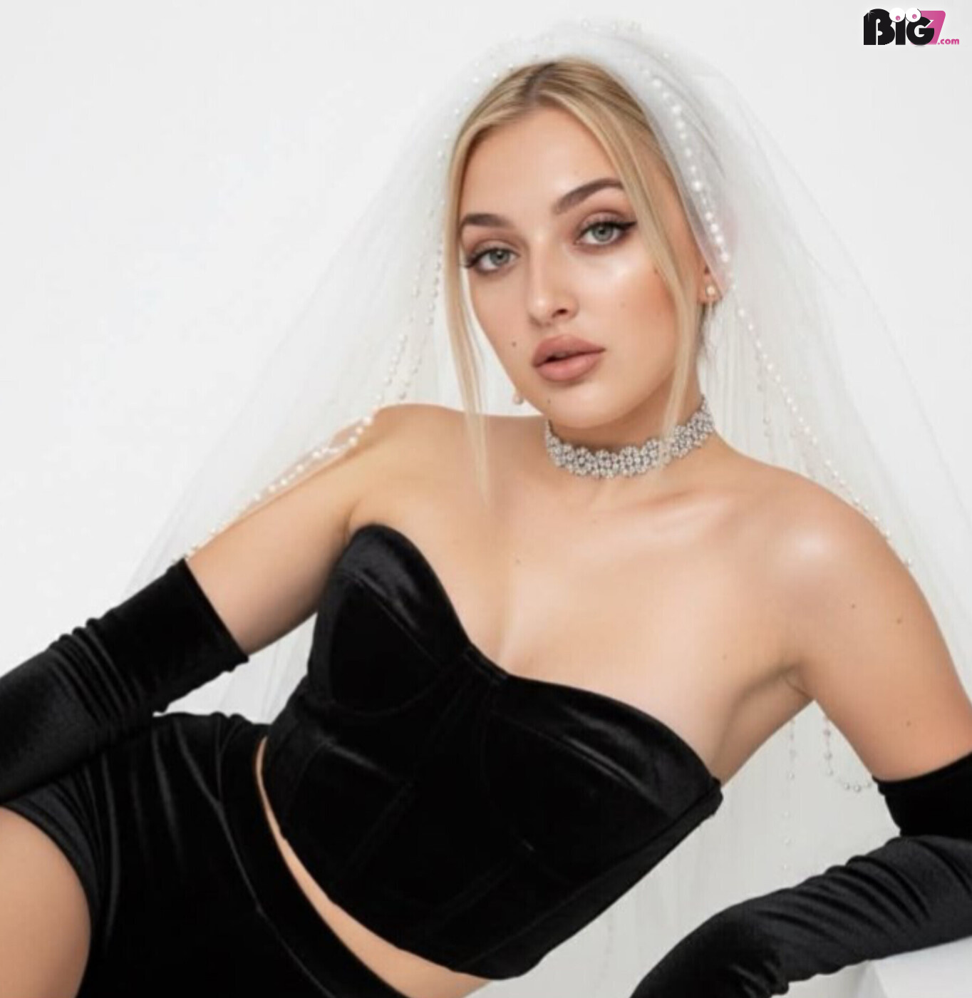 AlinaHimbeere7 - German Porn Actor