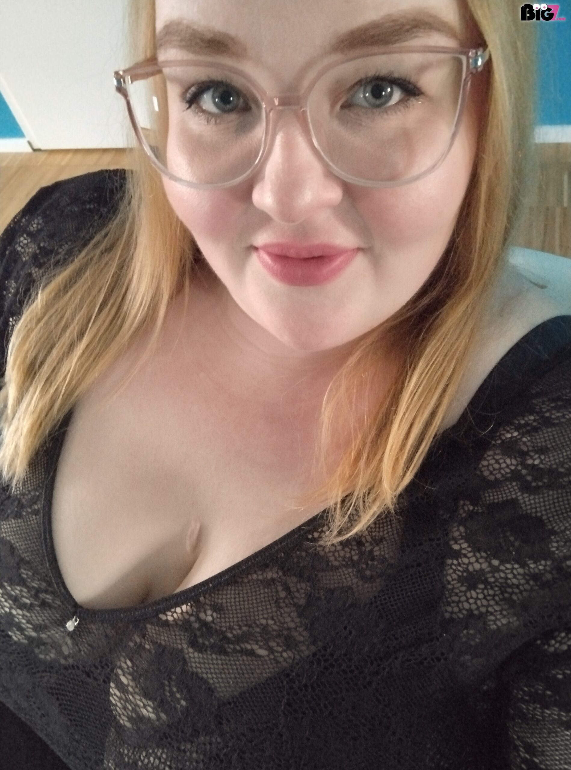 SonjasLipLife - German Porn Actor