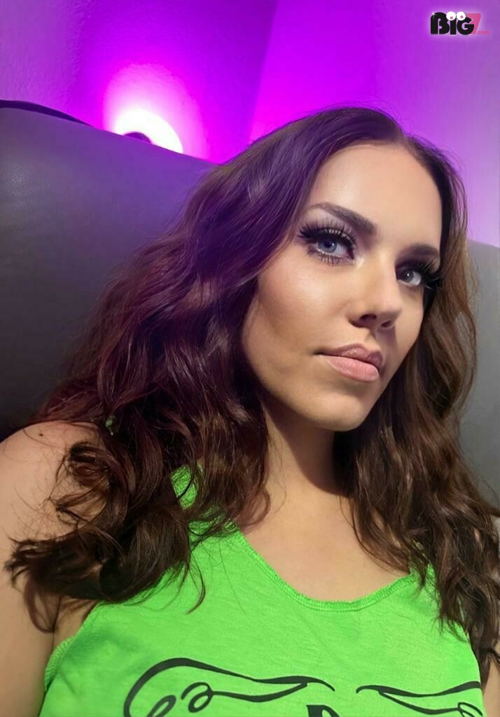 sinnlichejulie - German Porn Actor