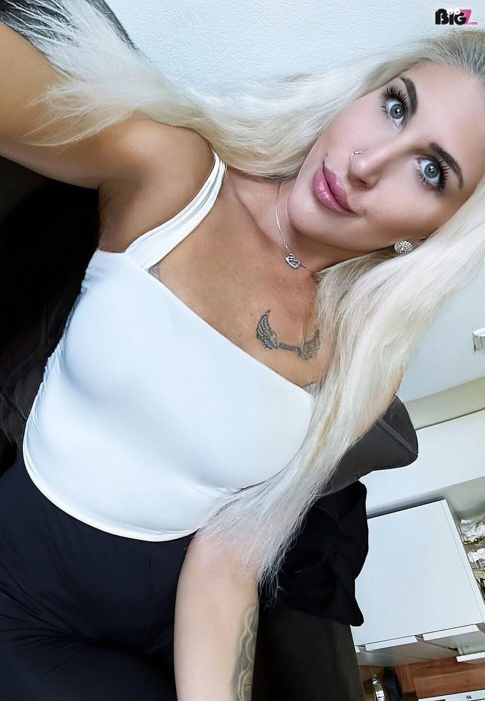 Sweetviktorya - German Porn Actor