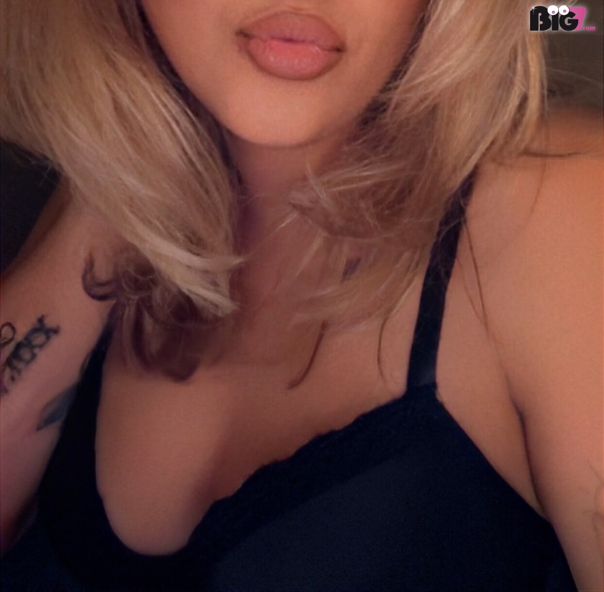 elenaxmira - German Porn Actor