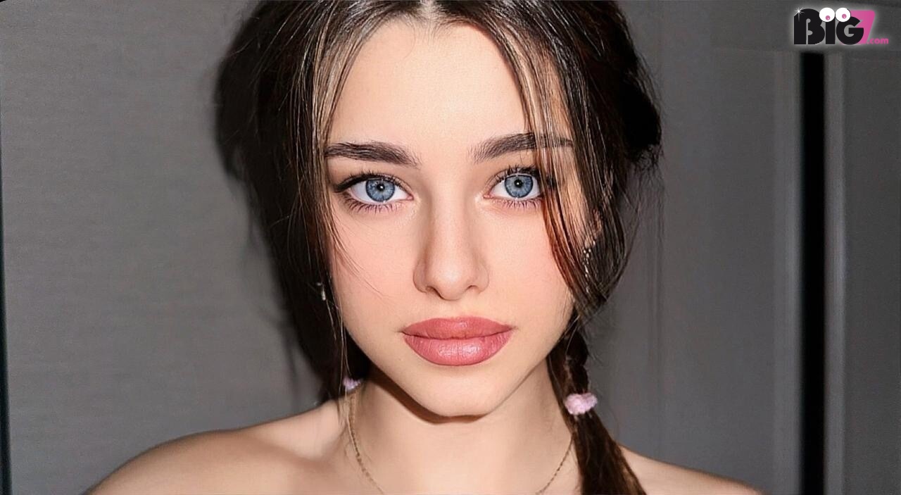 angelina-petite - German Porn Actor