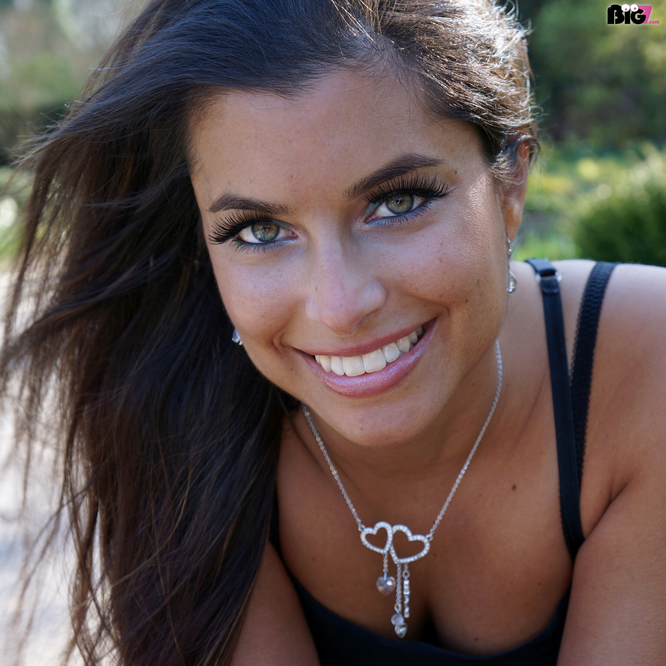 NaughtyNia - German Porn Actor