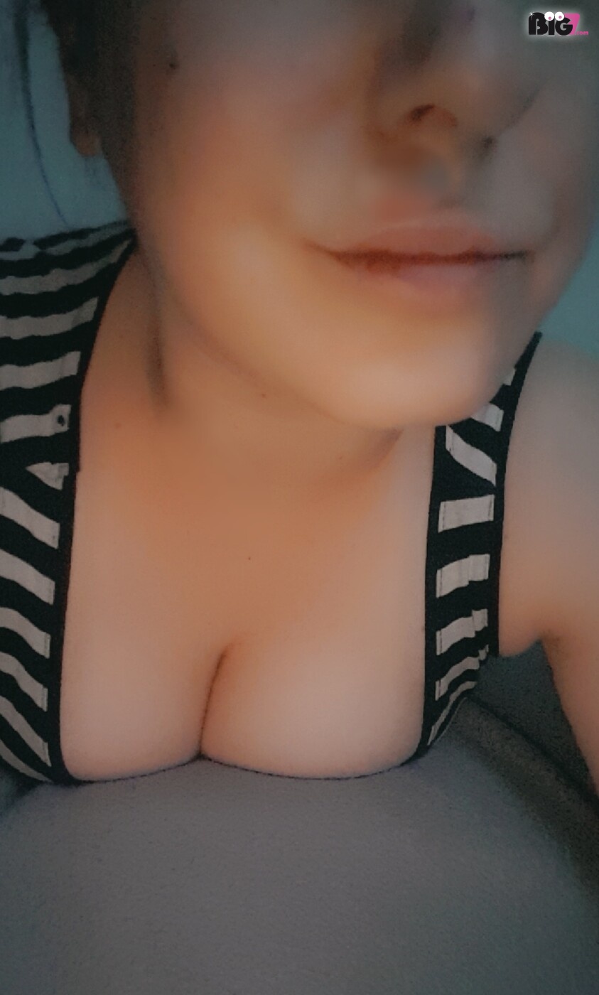 Queen-Nina - German Porn Actor