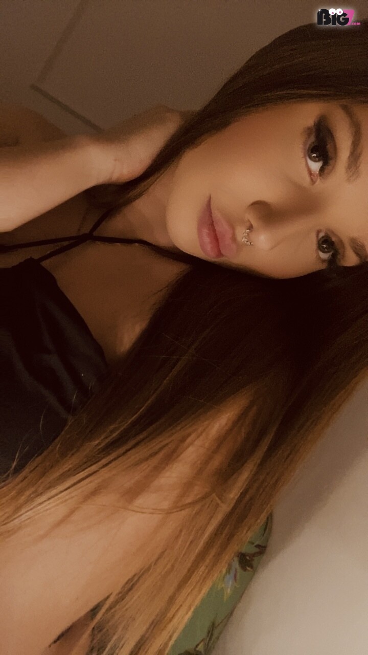 EmmaKissable - German Porn Actor