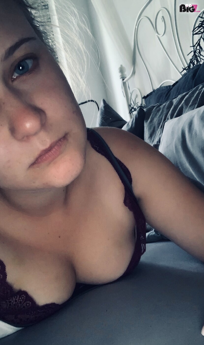 Chrissi1998 - German Porn Actor