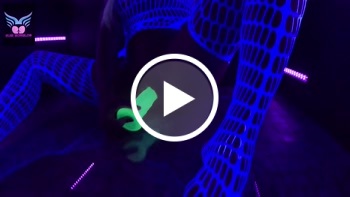 Susis Neon-Dildo-Show