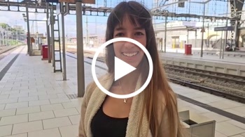 Wenn das SEINE ELTERN sehen! Vom dreisten Fan am Bahnhof erkannt!!